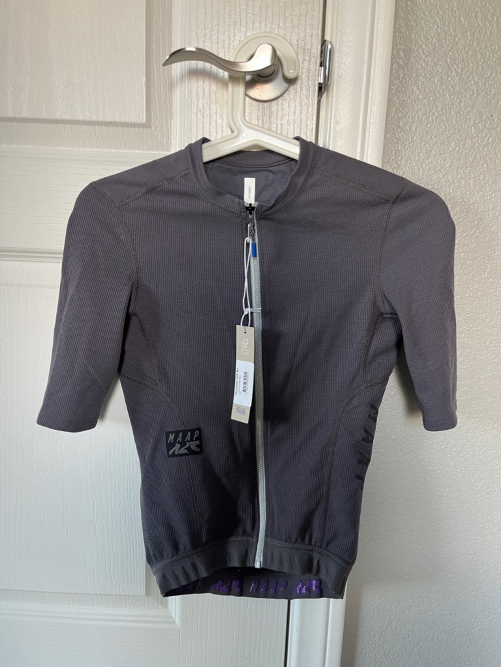 MAAP Women's Short Sleeve Cycling Jersey in Charcoal Gray